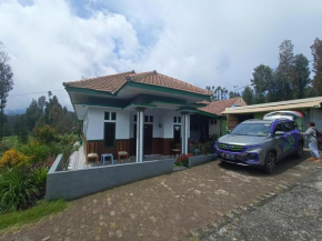 Hotels in Sukapura